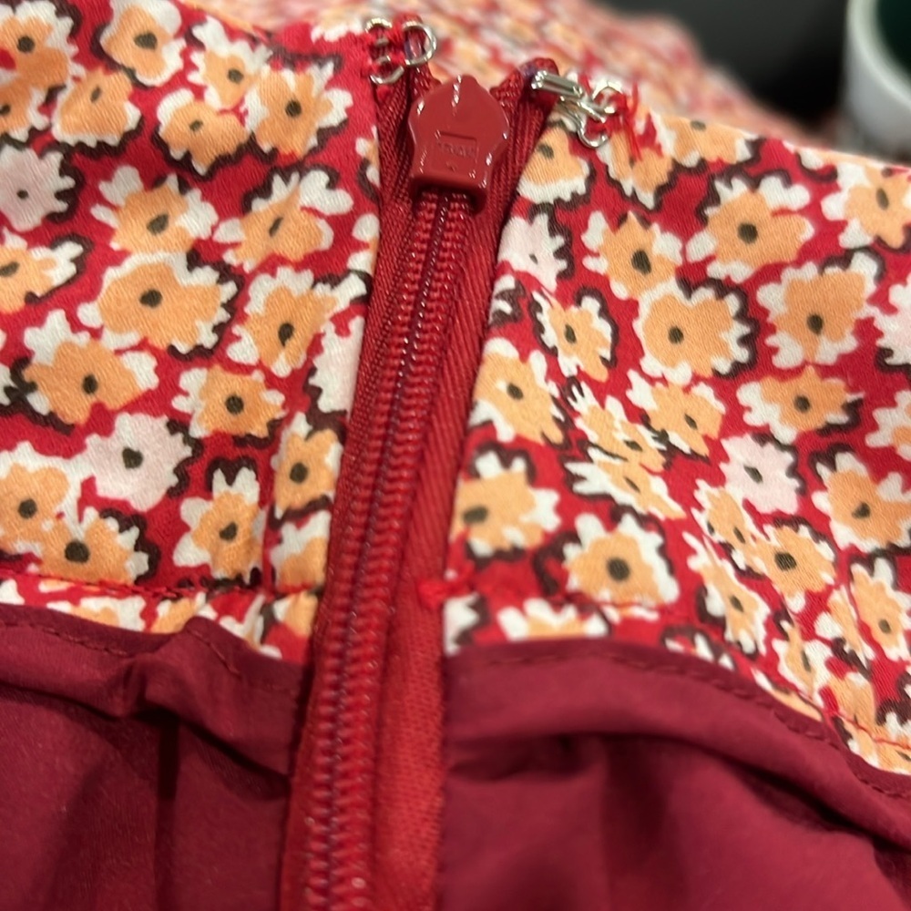 Fairway & Greene Cotton Floral Red Skort size 6 - Picture 10 of 10